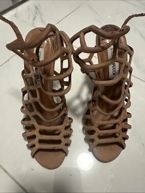 Steve Madden Tan Cage Strappy Block Heel Sandals